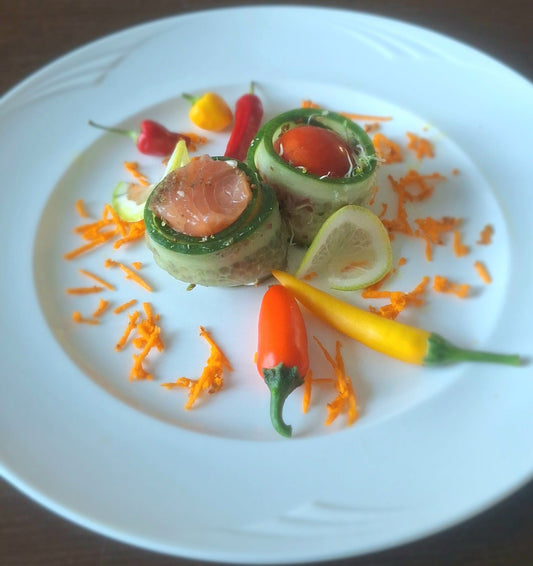 Gurkenröllchen mit NATUROA Wildquell